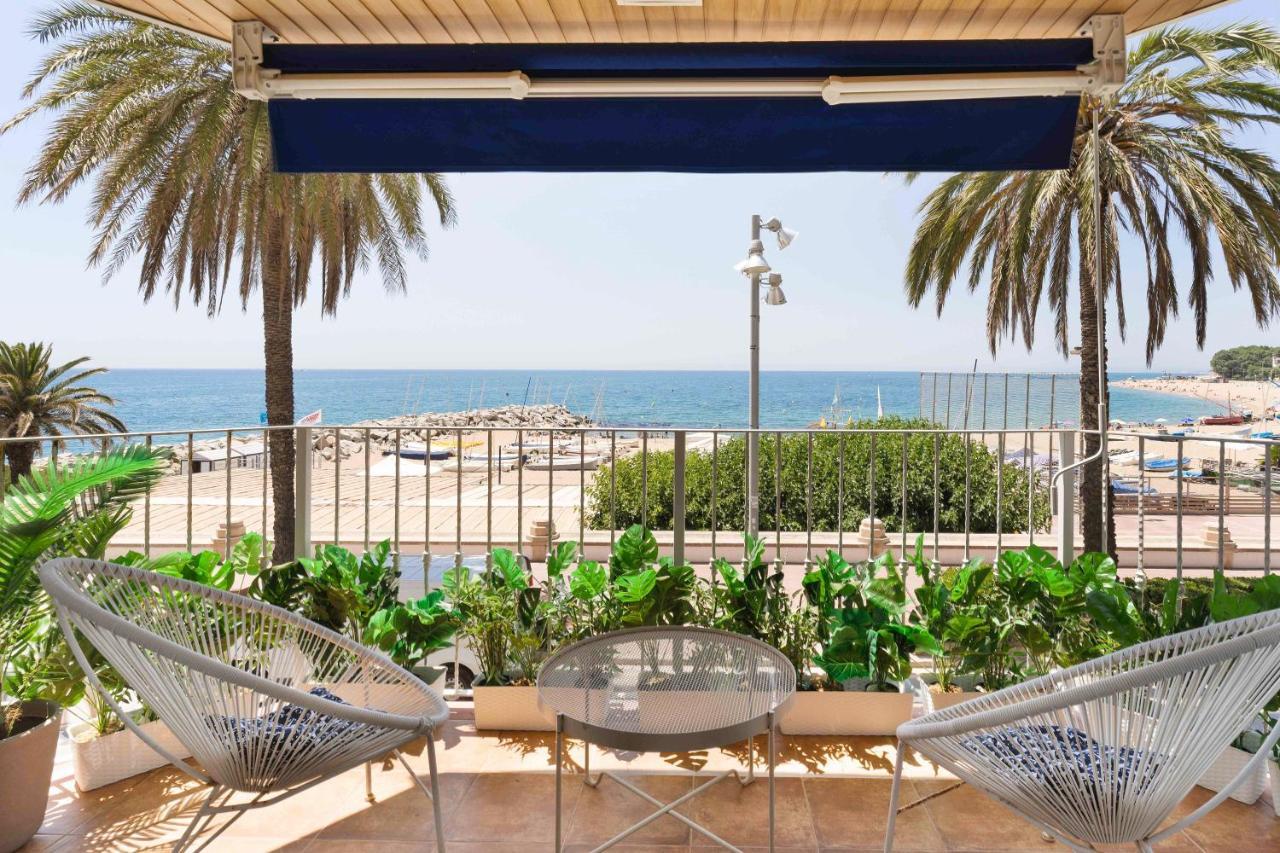 Apartamento Primera Linea De Mar Con Espectaculares Vistas Daire Sant Pol De Mar Dış mekan fotoğraf